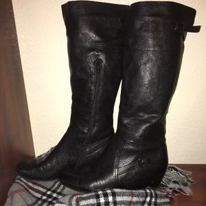 Black wedge boots